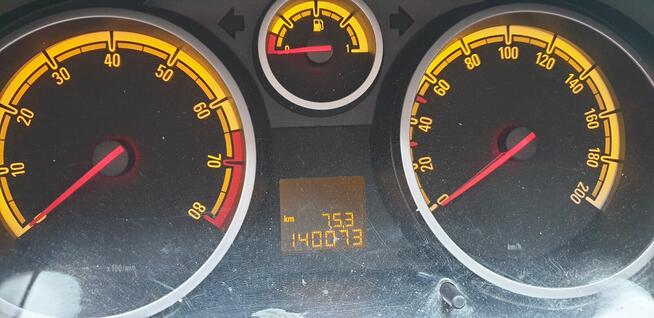 Opel corsa D 1.0 2009r zarejestrowany opłacony oc pt Żurawica - zdjęcie 4