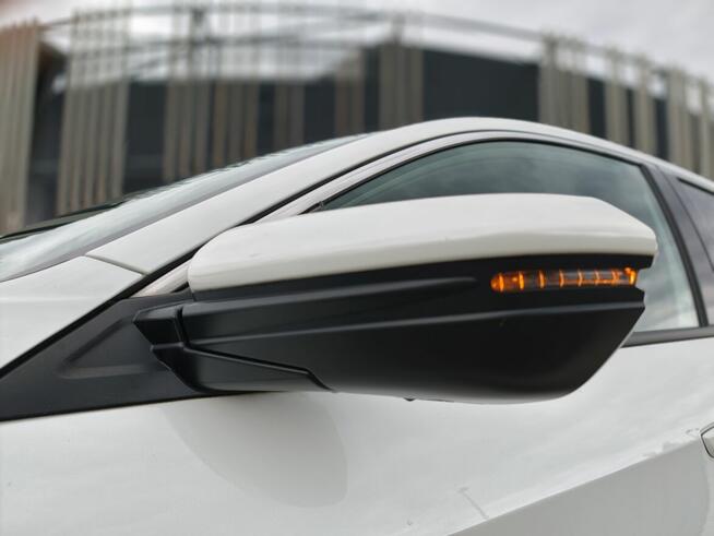 Honda Civic 1.0 i-VTEC Turbo Elegance Sosnowiec - zdjęcie 11