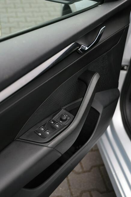 Škoda Octavia 1.5 TSI ACT Ambition serwisowany Tychy - zdjęcie 12