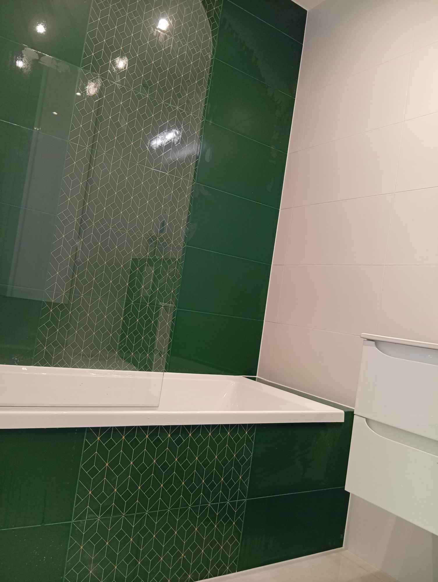 Usługi remontowe wykończenia wnętrz łazienki flizowanie Niepołomice - zdjęcie 4