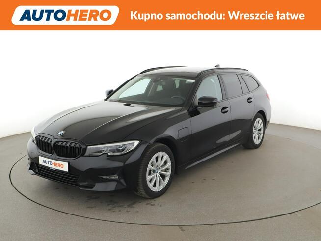 PHEV 330e automat navi grzane fotele LiveCockpit HUD PDC-kamera LED Warszawa - zdjęcie 1