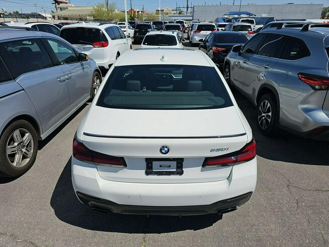 BMW 530 B48 / M-Pakiet / mała szkoda / niski przebieg Wrocław - zdjęcie 6