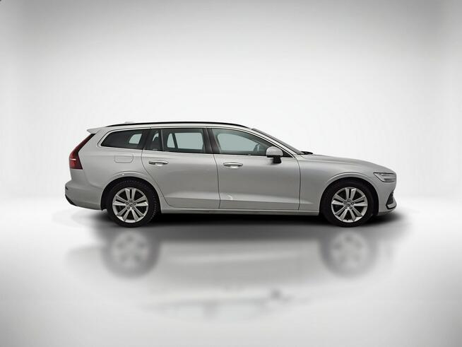 Volvo V60 B3 B Momentum Pro aut ! Z Polskiego Salonu ! Faktura Vat ! Warszawa - zdjęcie 6