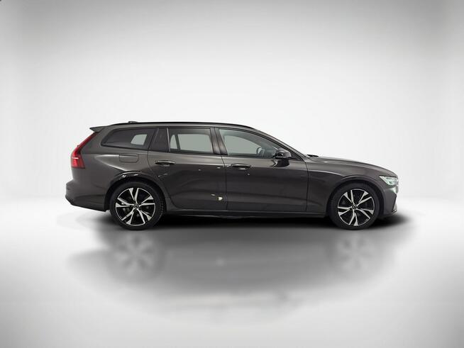 Volvo V60 B4 D Plus Dark aut ! Z Polskiego Salonu ! Faktura VAT ! Warszawa - zdjęcie 6