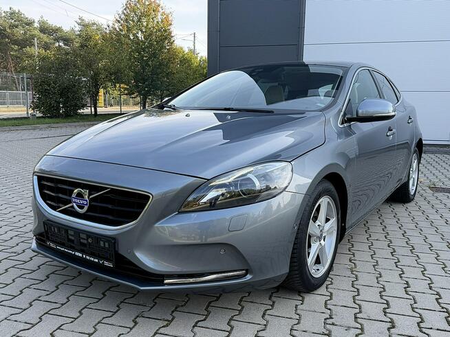 Volvo V40 Panorama Xenon Skóry Grz. Fotele Gwarancja Kutno - zdjęcie 2