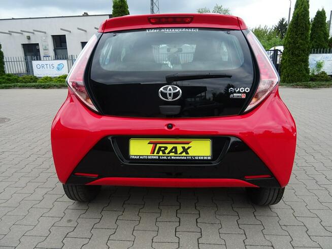 Toyota Aygo 1.0 VV-I X-PLAY, Samochód w super  stanie Łódź - zdjęcie 8