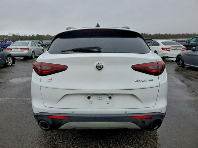 Alfa Romeo Stelvio / 2.0 280KM / 4x4 / Niski przebieg / Tarnów - zdjęcie 6