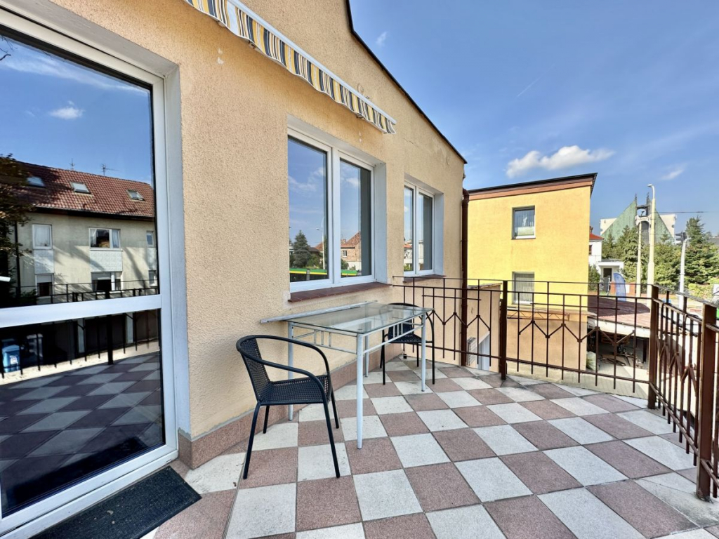 2 domy przy Cytadeli | czytelny adres Poznań - zdjęcie 10