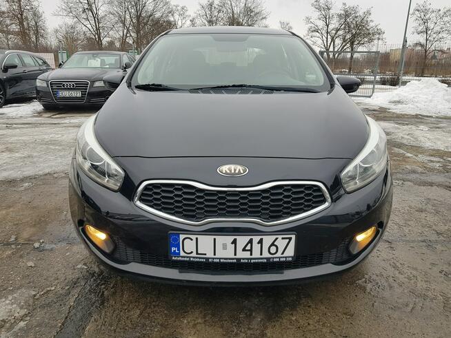 Kia Cee'd 1,4 Benzyna Klima Zarejestrowany Gwarancja Włocławek - zdjęcie 2