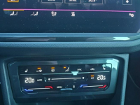 Volkswagen Tiguan Krajowy fv23 4x4  kamery 360 Otwock - zdjęcie 7