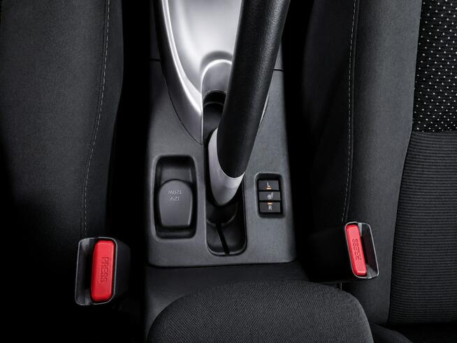 Toyota Auris Sadlno - zdjęcie 8