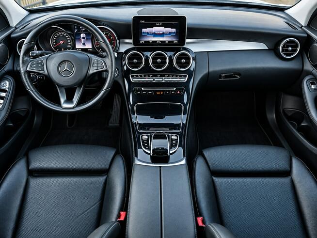 Mercedes C 200 Sadlno - zdjęcie 9