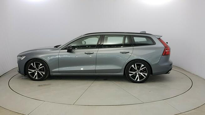 Volvo V60 B4 B R-Design aut ! Z Polskiego Salonu ! Faktura Vat ! Warszawa - zdjęcie 4