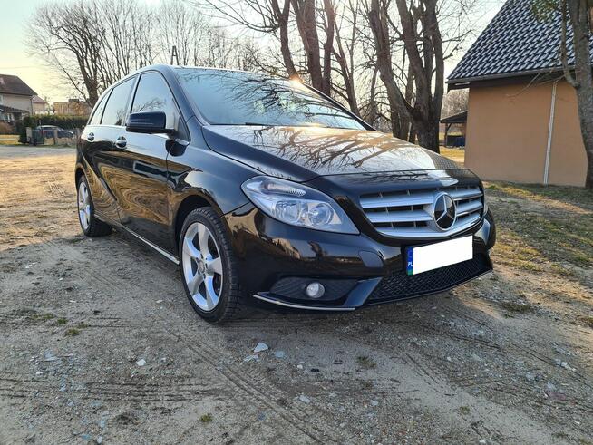 Mercedes-Benz B 250 Benzyna Automat Skóry Pakiet AMG Olsztyn - zdjęcie 2