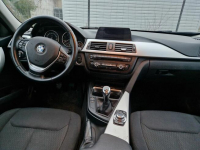 BMW Seria 3 318d Touring Blue Performance Sport Line Chojnice - zdjęcie 3