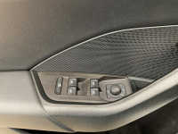 Skoda Octavia 2.0 TDI Ambition Kombi Warszawa - zdjęcie 12