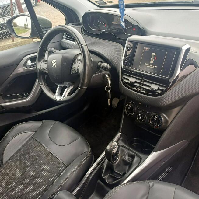 Peugeot 2008 1.6 BlueHDi 100KM Suchorzew - zdjęcie 11