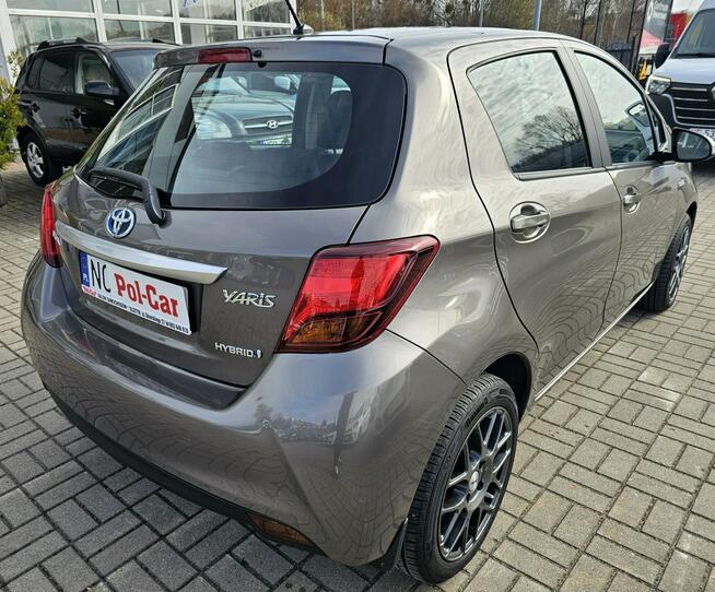Toyota Yaris automat, hybryda,kamera cofania, grzane fotele ,serwis Olsztyn - zdjęcie 10
