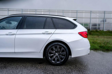 BMW 320d xDrive Touring, Salon PL, Bezwypadkowy, dod. komplet kół Warszawa - zdjęcie 12