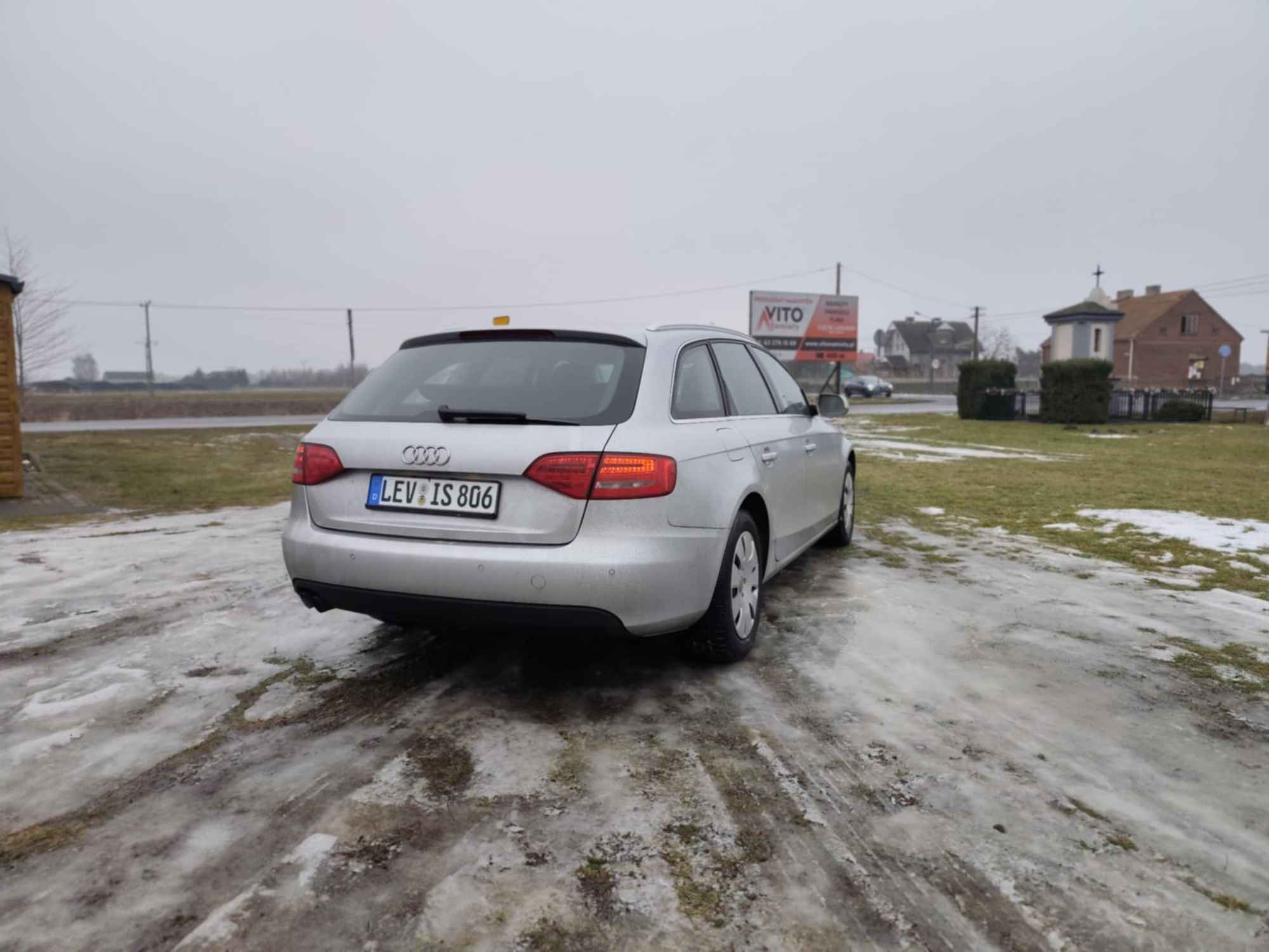 Audi A4 Avant ! Stan Bardzo dobry ! Turek - zdjęcie 8