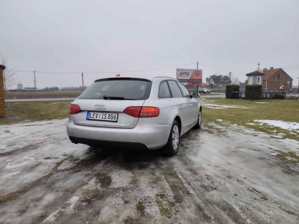 Audi A4 Avant ! Stan Bardzo dobry ! Turek - zdjęcie 8