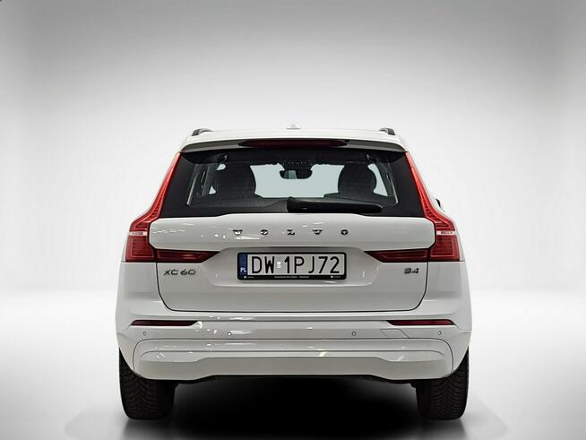 Volvo XC 60 B4 B Momentum Pro aut ! Z Polskiego Salonu ! Faktura Vat ! Warszawa - zdjęcie 4