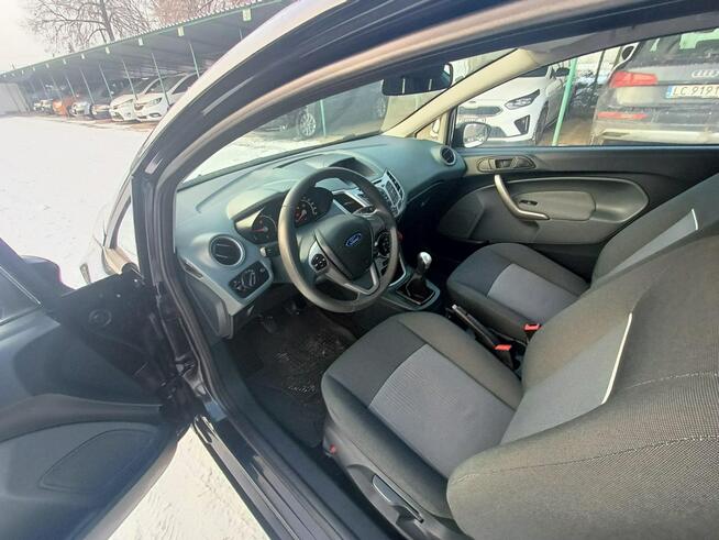 Ford Fiesta niski przebieg, serwis ASO, doinwestowane Tomaszów Mazowiecki - zdjęcie 3