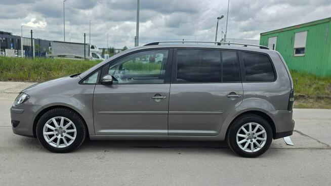 Volkswagen Touran navi klima mały przebieg super stan zarejestrowany Lębork - zdjęcie 4