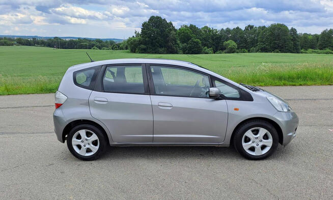 Honda Jazz Rok 2009 1.2 Benzyna 90KM Przebieg 171 tys Podgórze - zdjęcie 4