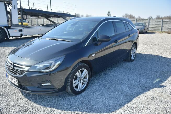 Opel Astra 1.6D Navi/ Kamera/ Grzane Fotele/ Nowy Rozrząd/ Sprowadzony Tarnogród - zdjęcie 7