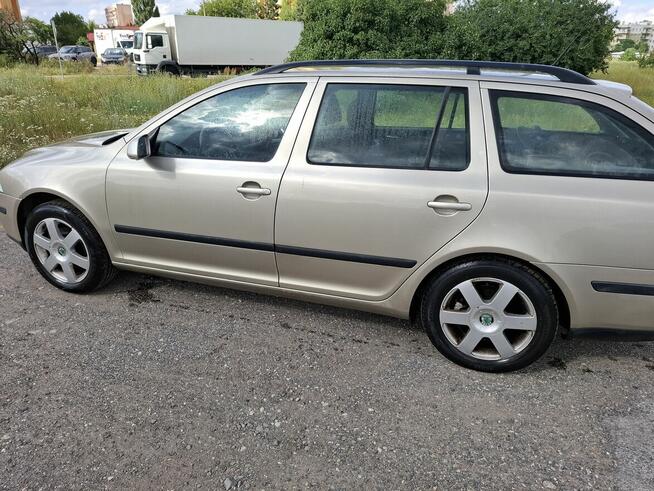 Skoda Octavia combi 2005 1,6 benzyna/LPG Bydgoszcz - zdjęcie 6