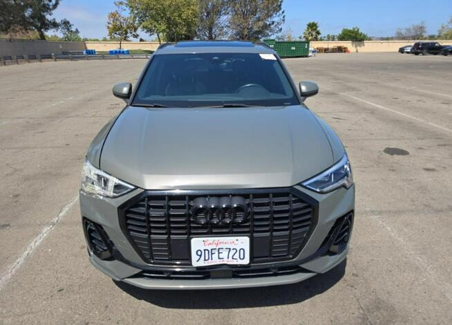 Audi Q3 PREMIUM PLUS / S-Line / Quattro Tarnów - zdjęcie 2