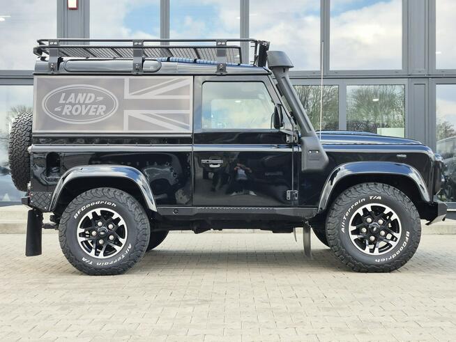 Range Rover Defender 2.2 Diesel AWD 6MT 3Drzwiowa / Serwisowana Łódź - zdjęcie 5