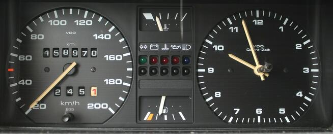 Volkswagen Golf 1,3 MPi Harklowa - zdjęcie 9