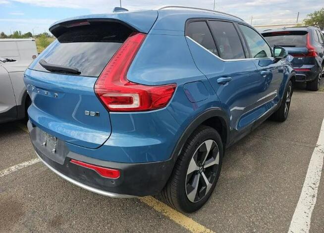 Volvo XC 40 Bogata wersja wyposażenia / AWD / niski przebieg Białystok - zdjęcie 4