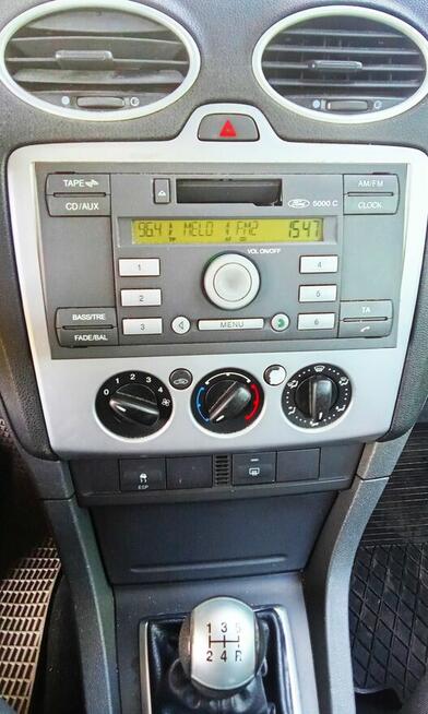 Ford Focus Kombi  2005r Pieszyce - zdjęcie 4