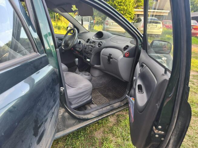 Toyota Yaris 1999r. 1,0 Benzyna 5 Drzwi Tanio Warszawa - zdjęcie 3