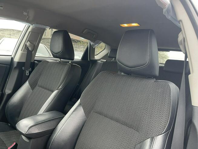 Toyota Auris Executive Hybryda Automat Kamera Podgrzewanie Gliwice - zdjęcie 10