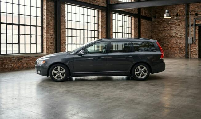 Volvo V70 D4 181 KM Rok Gwarancji Full Serwis hak Kraków - zdjęcie 5