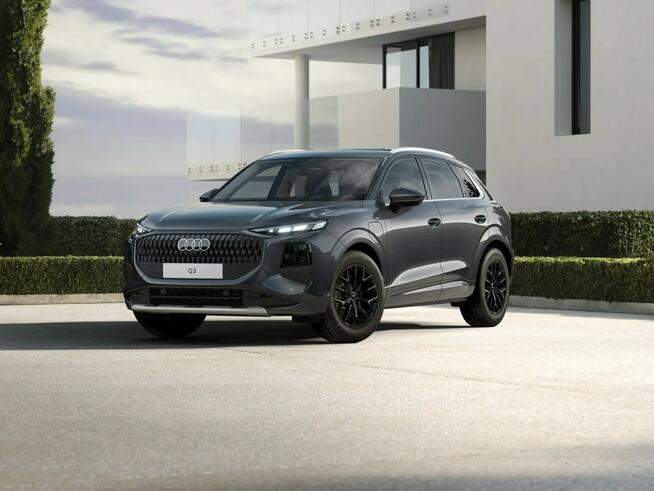 Audi Q3 e-hybrid 272 KM S tronic Radom - zdjęcie 2