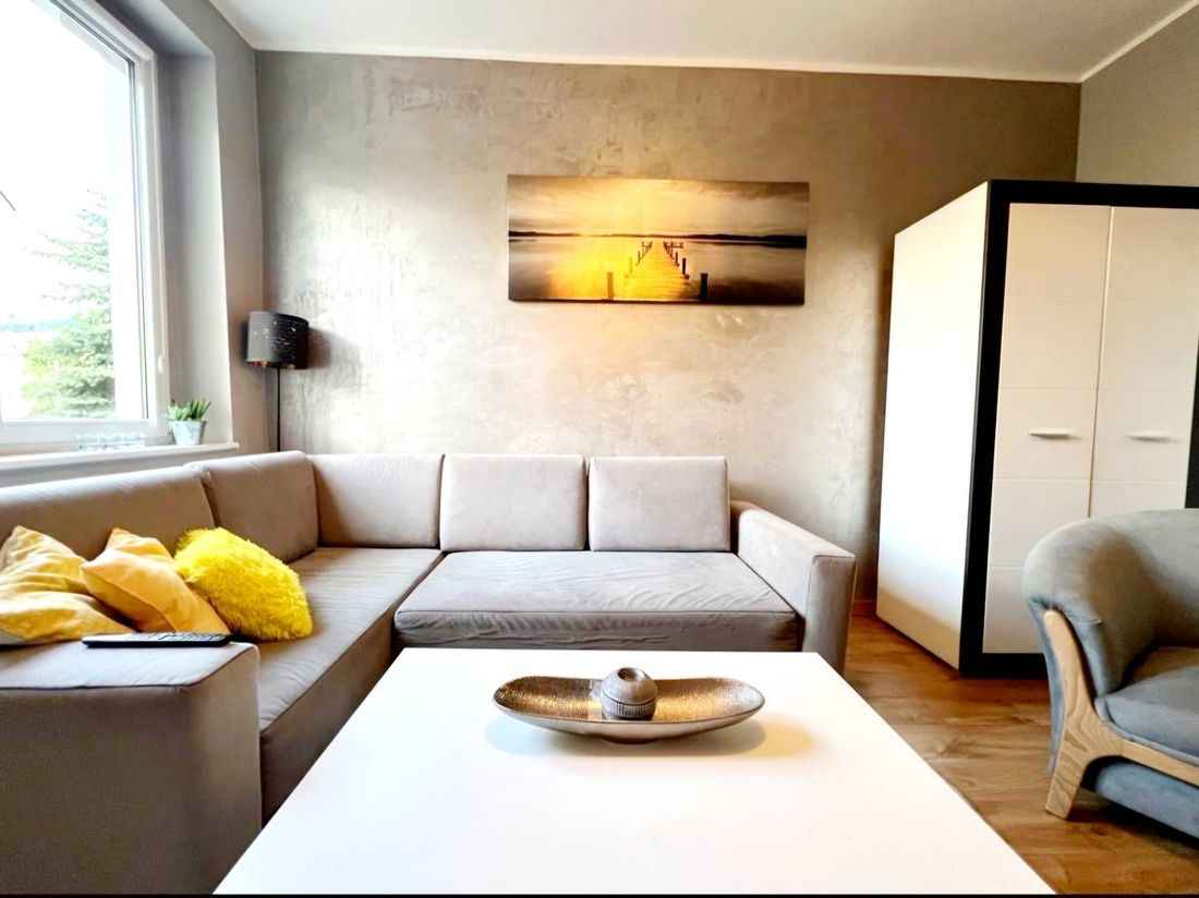 2pok, 40 met, Okolice Wilczej 2 MIEJSCA PARKINGOWE (Wrocław) Krzyki - zdjęcie 1