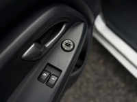 Kia Rio 1.4 (109KM) salon PL Łódź - zdjęcie 5