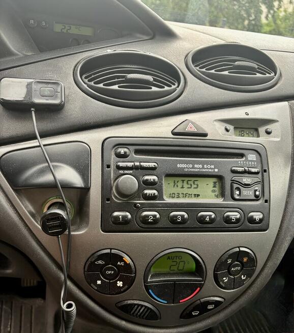 Ford Focus Kombi 1.6 Benzyna Salon Polska - Wyposażony Spraw Legionowo - zdjęcie 9