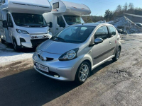 Toyota Aygo Kamera, alufelgi, dwa komplety kół.