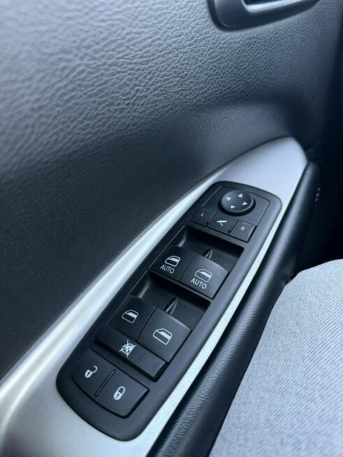 Fiat Freemont 4x4 automat dvd Otwock - zdjęcie 11