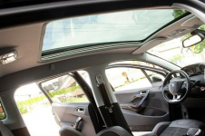 Peugeot 2008 1.6HDI * GT Line * Panorama * Nawi * Kamera * Pół Skóra * Ostrów Mazowiecka - zdjęcie 12