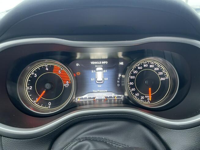 Jeep Cherokee Automat 4x4 Skóra Kamera Panorama Pamięć 200 KM Gliwice - zdjęcie 8