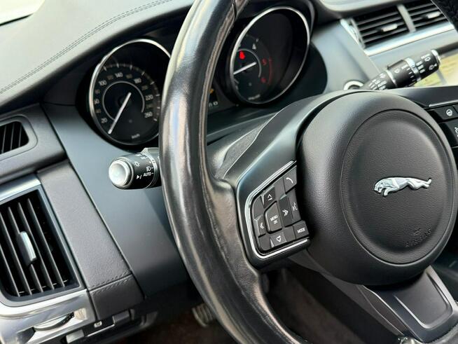 Jaguar E-Pace Bezwypadkowy 4x4 Panorama Kamera 360 Nowa Wieś Rzeczna - zdjęcie 11
