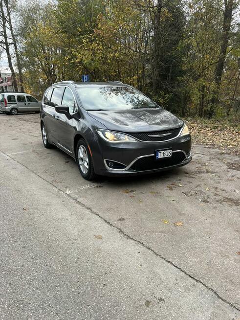 Chrysler Pacifica 7 osobowy 2018, 3.6 V6 291 koni, monitory Majków - zdjęcie 1