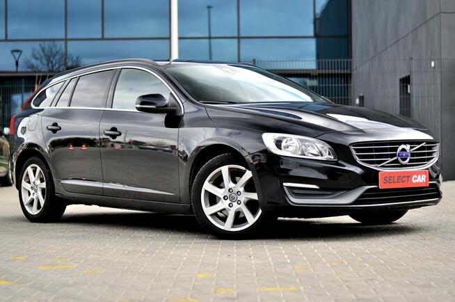 Volvo V60 LiFT 2,0D 5-Cilindrów Automat  Ledy Skóra Navi Full Opcja Płock - zdjęcie 9